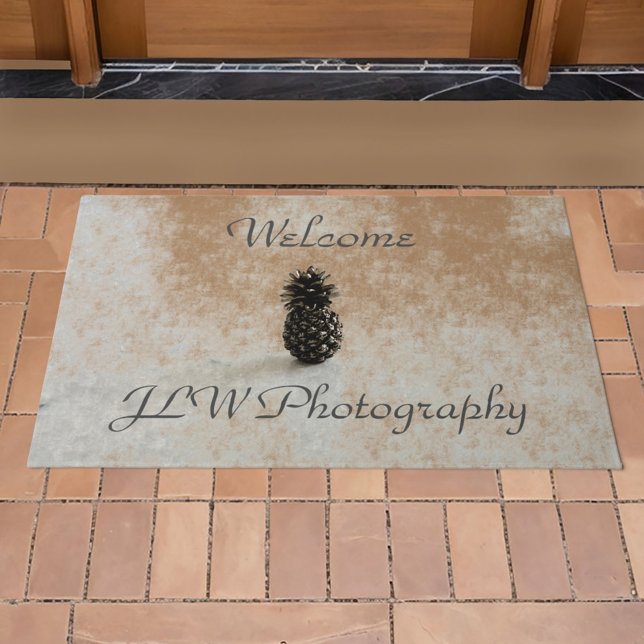 Traditional Welcome Pineapple Customisable Doormat (Creator Uploaded)