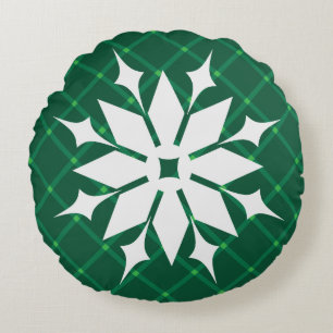 Traditional winter holidays green plaid snowflake round cushion
