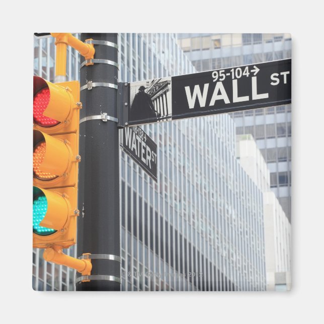 Traffic Light and Wall Street Sign Magnet (Front)