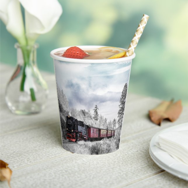 Train Paper Cups (Insitu)