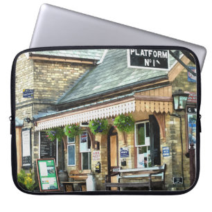 TRAIN STATIONS LAPTOP SLEEVE