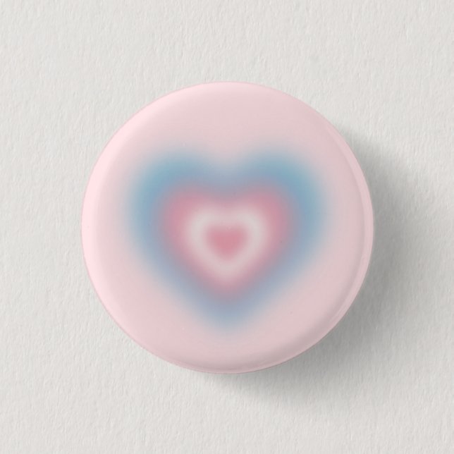 Trans flag colours on a blurred heart 3 cm round badge (Front)