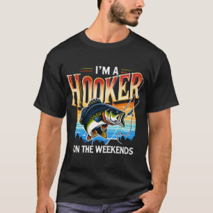 Travel saying Maine is calling and I must go: Vint T-Shirt
