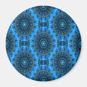 Travelling Lace...... Magnet