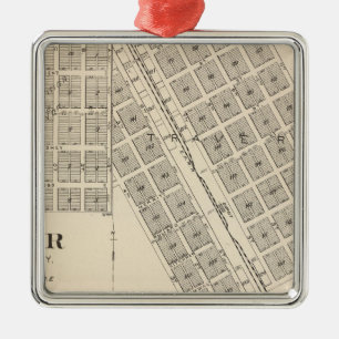 Traver, Tulare County Metal Tree Decoration