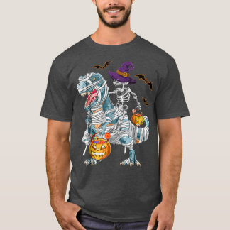 TRe Halloween Witch Hat Pumpkin Candy Basket Funn T-Shirt