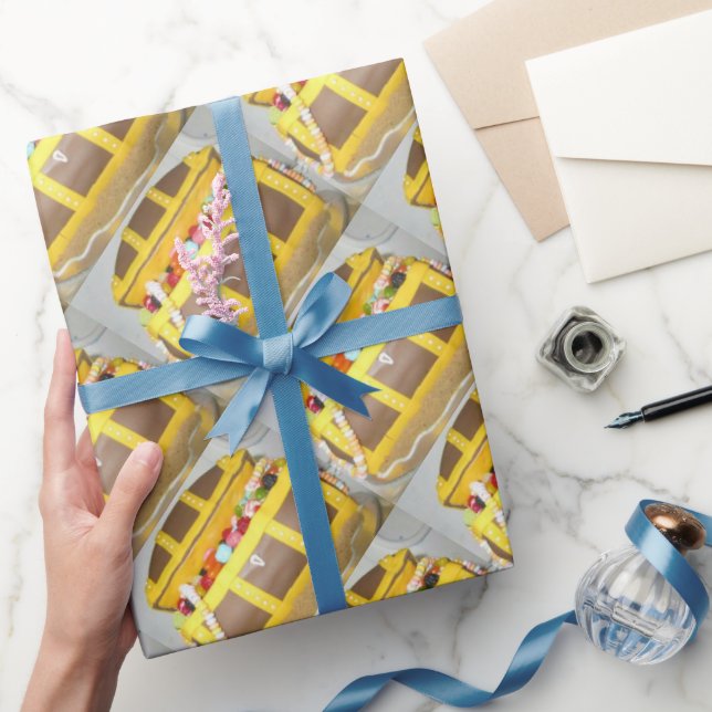 Treasure chest cake wrapping paper (Gifting)