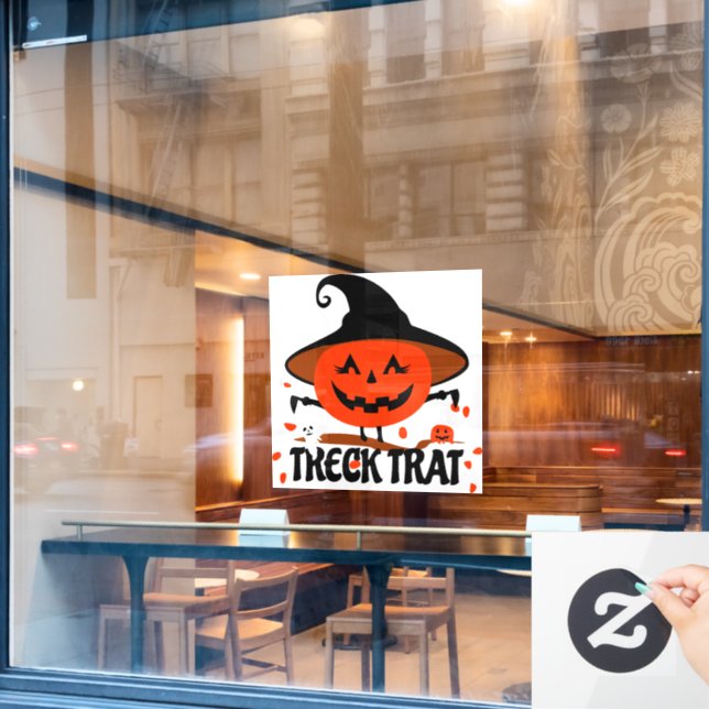 Treck Trat Pumpkin Smiling (Cafe Window)