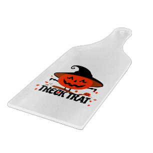 Treck Trat Pumpkin Smiling Cutting Board