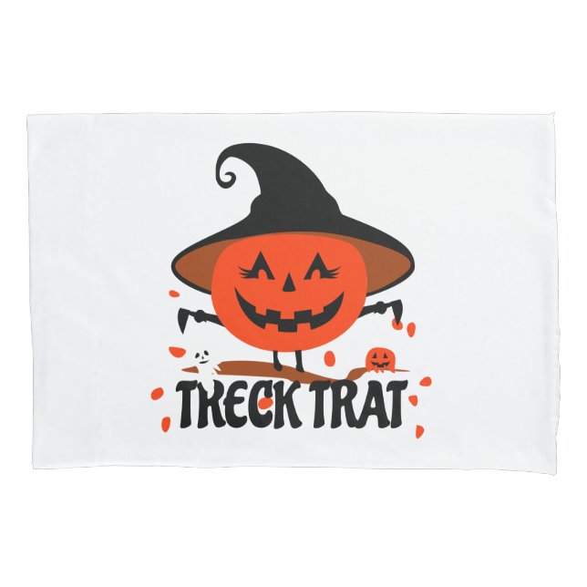 Treck Trat Pumpkin Smiling Pillowcase (Front)
