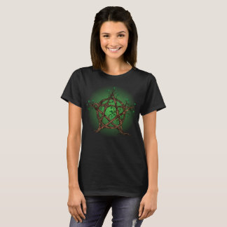 Tree Pentacle in green T-Shirt