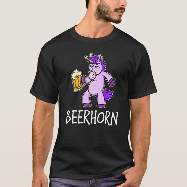 Trendy Beer Drinking Unicorn Alcohol Party Festiva T-Shirt (Front)