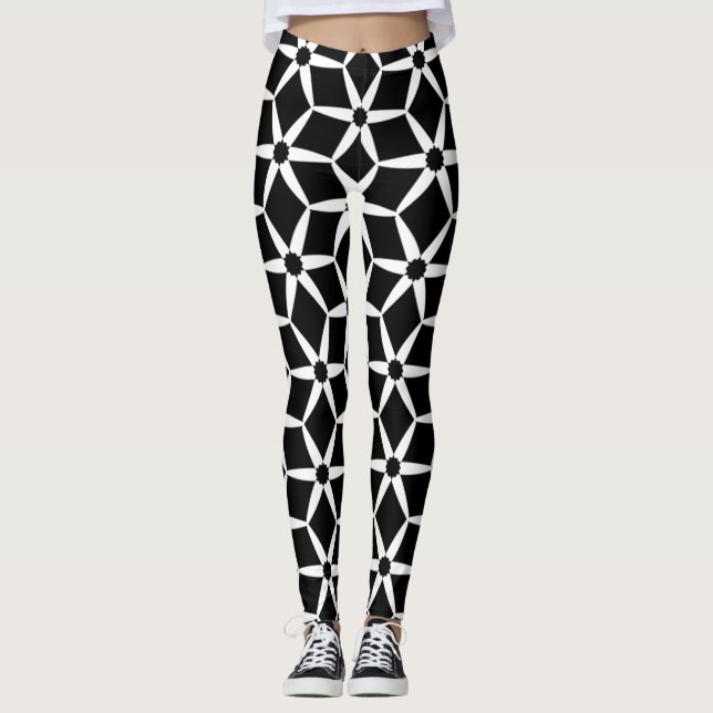Trendy black and white monochrome pattern leggings (Front)