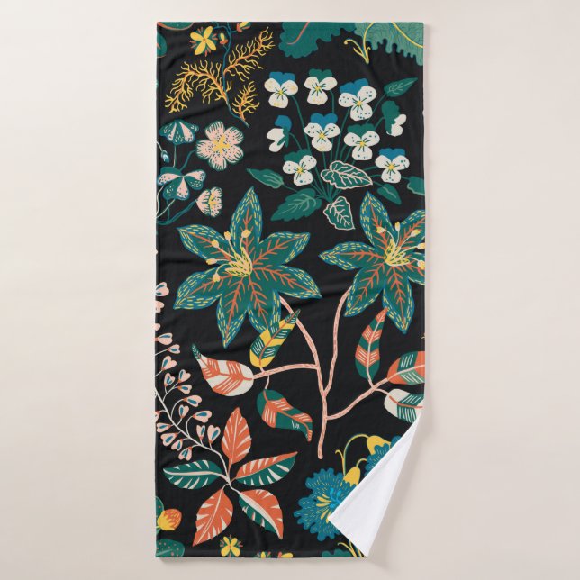 Trendy bright Floral pattern in the many kind of f Bath Towel (Bath Towel)