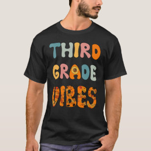 Trendy Fall Teacher Cool Fall Paraeducator Third G T-Shirt