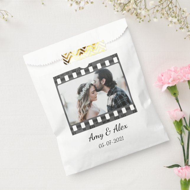 Trendy Film Reel Movie Personalised Picture Frame  Favour Bag (Sealed)