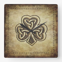 Trendy grundge Irish lucky shamrock