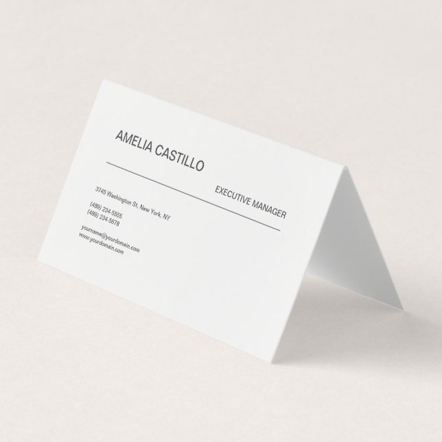 Trendy Modern Minimalist Business Card (Front)