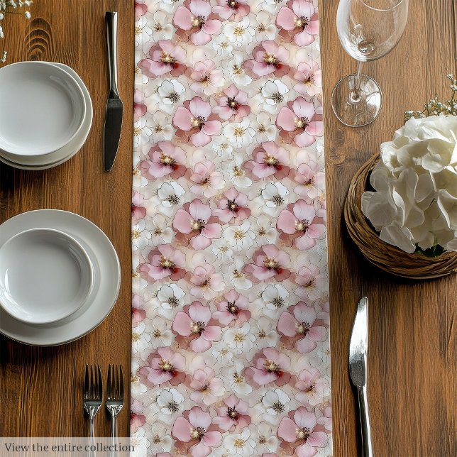 Trendy pastel pink and gold watercolor runner (Trendy pastel pink and gold watercolor runner)