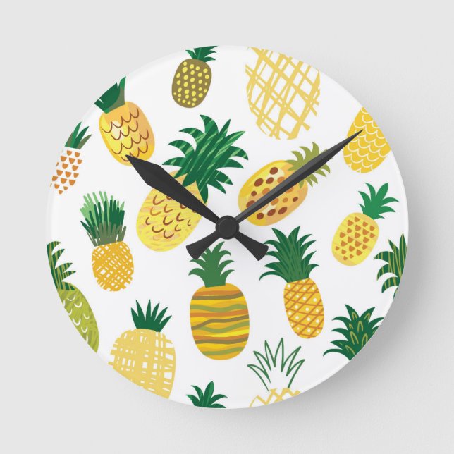 Trendy Pineapple Pattern Round Clock (Front)