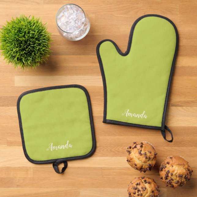 Trendy Soft Chartreuse  Oven Mitt Pot Holder Set (Top Down)