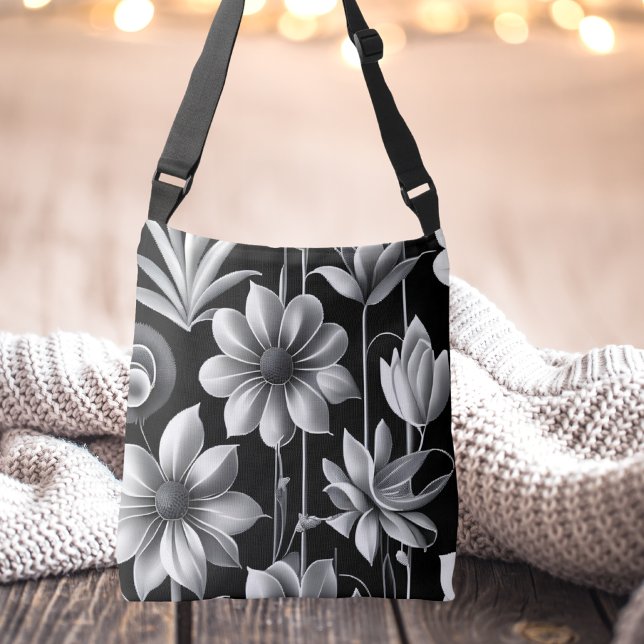 Trendy Stylish Black and White Crossbody Bag (Creator Uploaded)