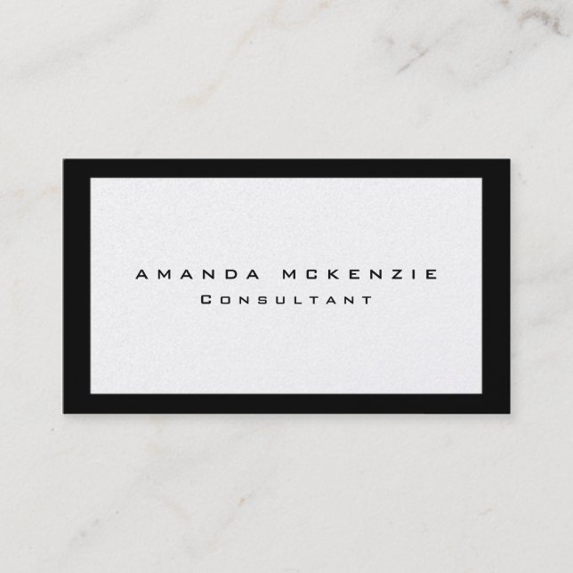 Trendy Unique Creative Minimalist Design Business Card (Front)