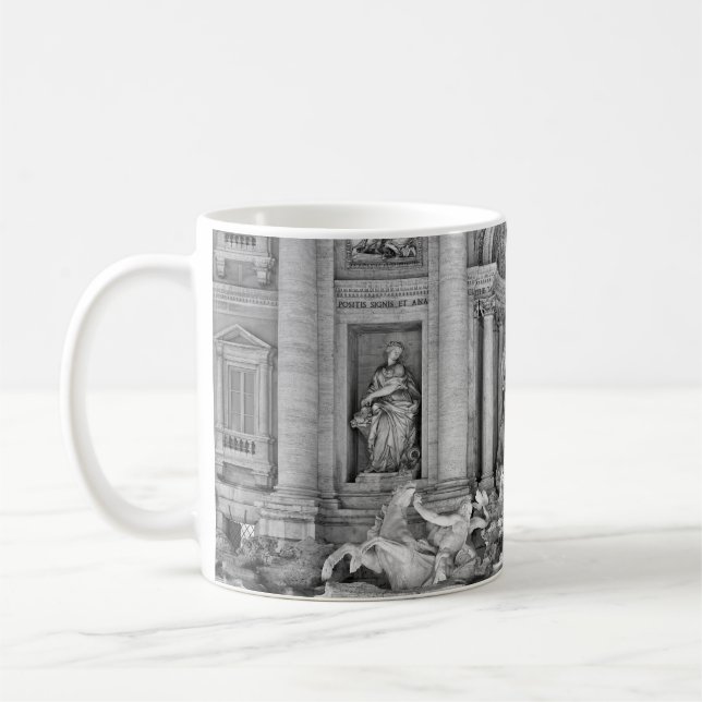 Trevi fountain coffee mug (Left)
