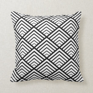 Triangle geometric pattern seamless cushion