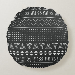 Tribal ethnic: black white pattern. round cushion