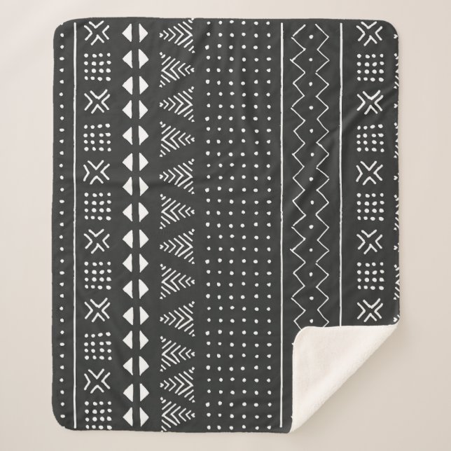 Tribal ethnic: black white pattern. sherpa blanket (Front)