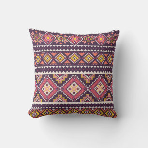 Tribal striped, geometric seamless pattern. cushion