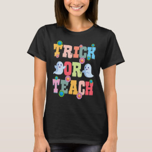 Trick Or Teach Halloween Teacher Cute Ghost Retro  T-Shirt