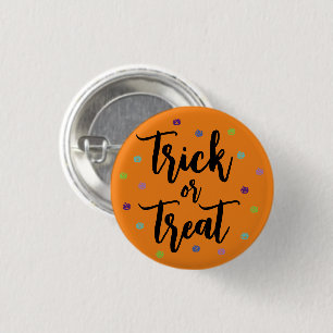 Trick or Treat script colourful pumpkin confetti 3 Cm Round Badge