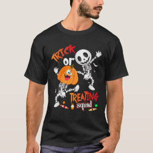 Trick Or Treating Squad Halloween Skeleton Pumpkin T-Shirt
