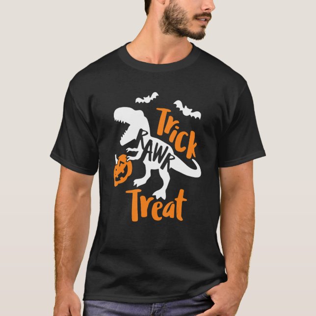 Trick Rawr Treat Halloween Trick Or Treat Trex Tea T-Shirt (Front)