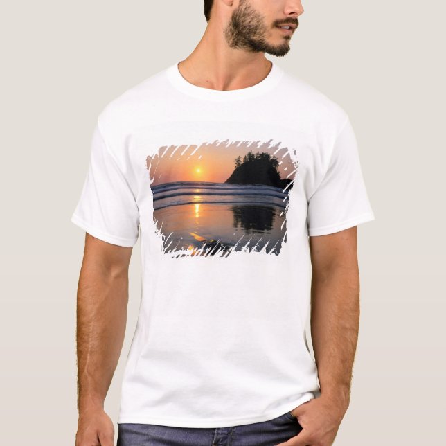 Trinidad State Beach, California. USA. Sea T-Shirt (Front)