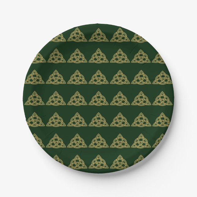 Trinity Knot Green Paper Plates (Front)