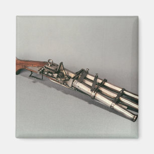 Triple-barrelled pistol magnet
