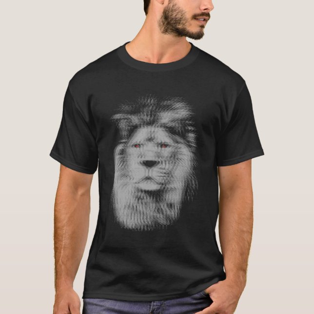 Trippy lion with red eyes EDM raves techno music   T-Shirt (Front)