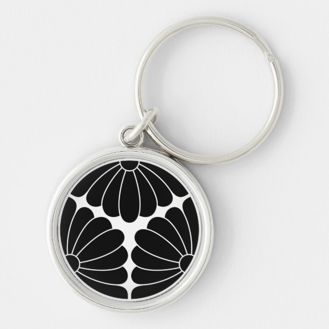 Trisected chrysanthemums key ring (Front)