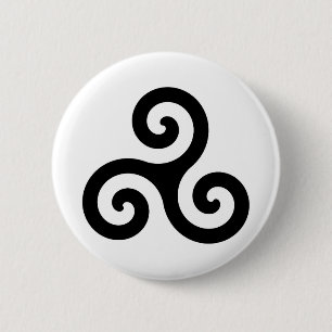 Triskele 6 Cm Round Badge