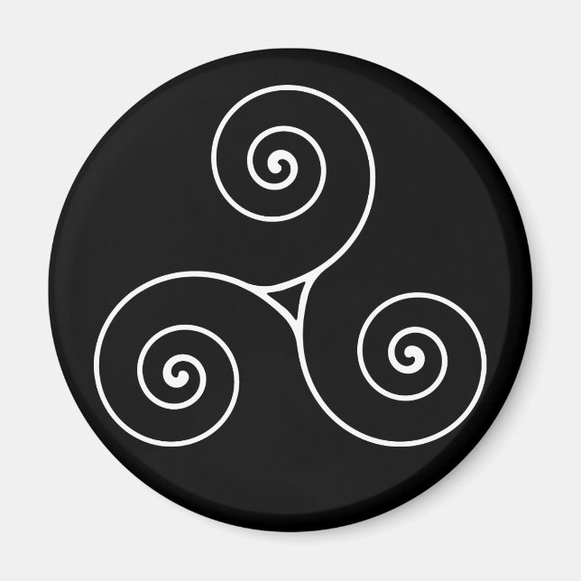 Triskele Magnet (Front)