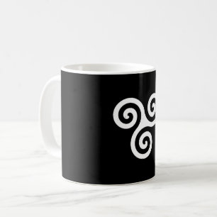 TRISKELION TRIPLE CELTIC SPIRAL COFFEE MUG