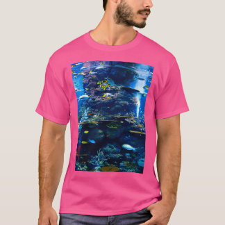 tropical aquarium 1 T-Shirt