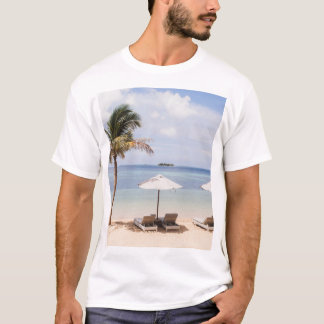Tropical beach umbrellas: white, palm. T-Shirt