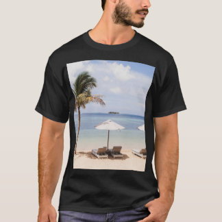 Tropical beach umbrellas: white, palm. T-Shirt