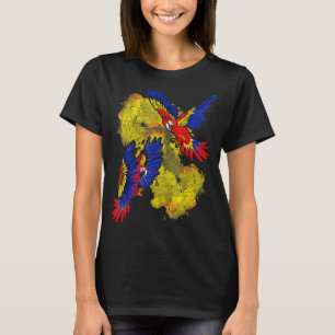 Tropical Bird Jungle Animal  Colourful Macaw Parro T-Shirt