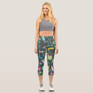 Tropical Birds Drinks: Vibrant Seamless. Capri Leggings