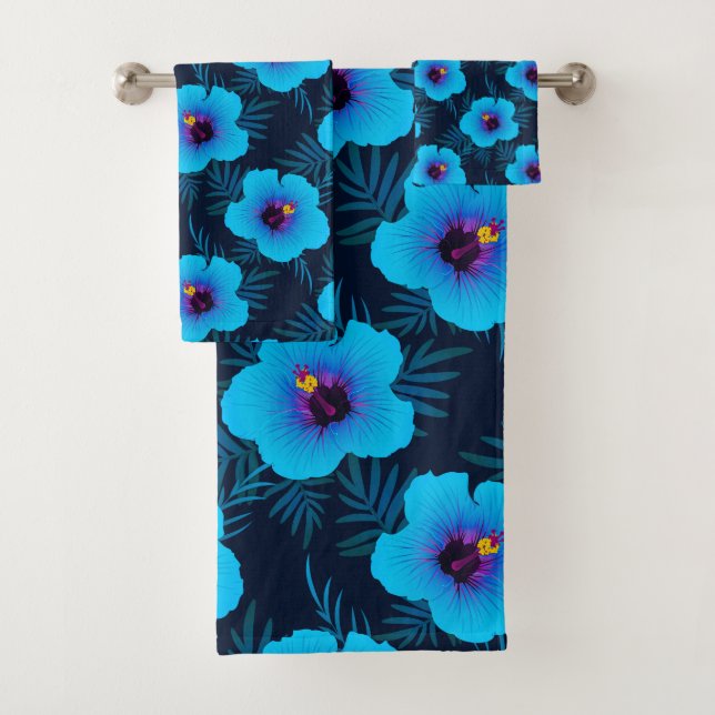 Tropical blue hibiscus bath towel set (Insitu)